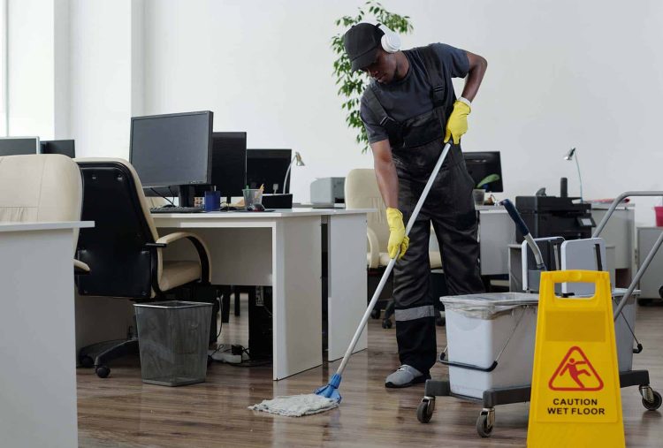 Office-Cleaning-vs-Commercial-Cleaning-the-Same